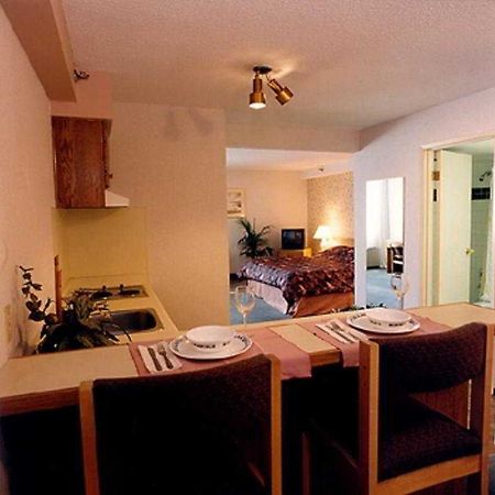 Executive Inn Express Vancouver Airport Richmond Phòng bức ảnh